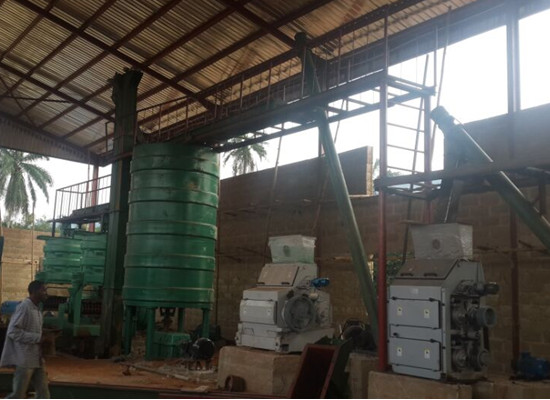 usine d'extraction d'huile de palmiste